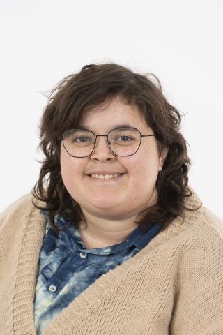 Headshot of Elliot Raphel